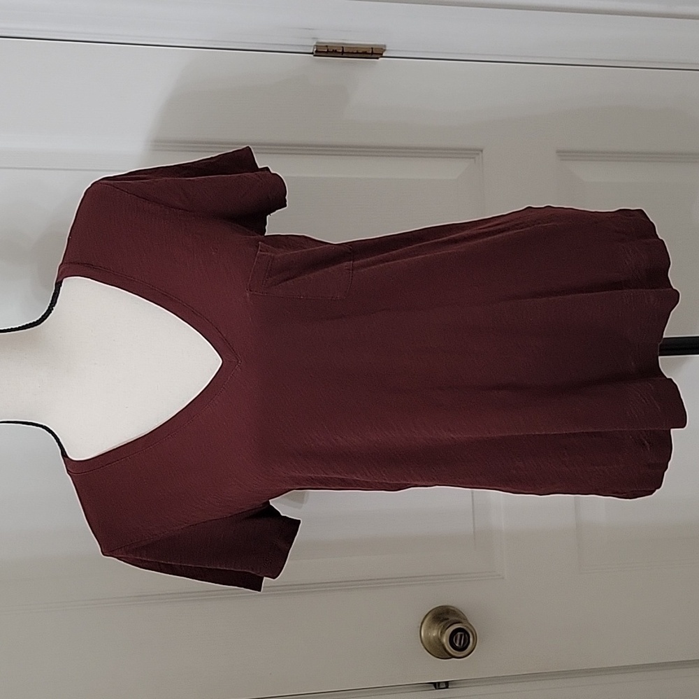 Madewell Size M Brown with Purple *See Description* Pocket V Neck Tee, GUC